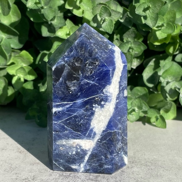 Sodalite Crystal Tower - Picture 4 of 17